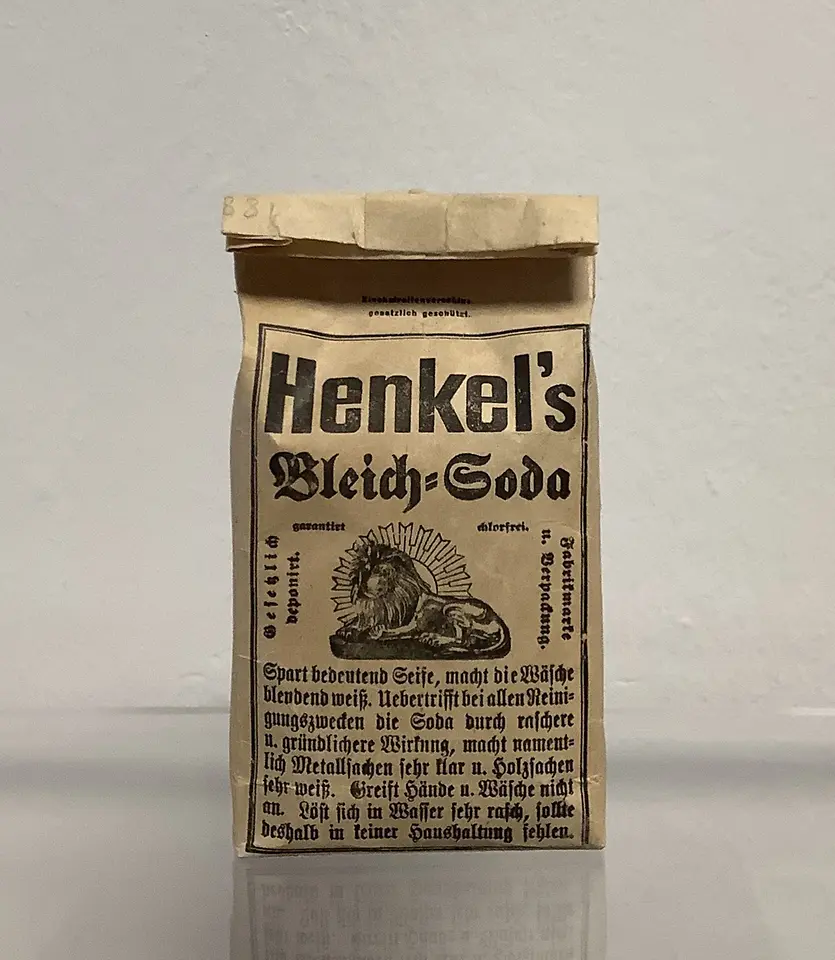 Envase de Henkel’s Bleich-Soda de Henkel.