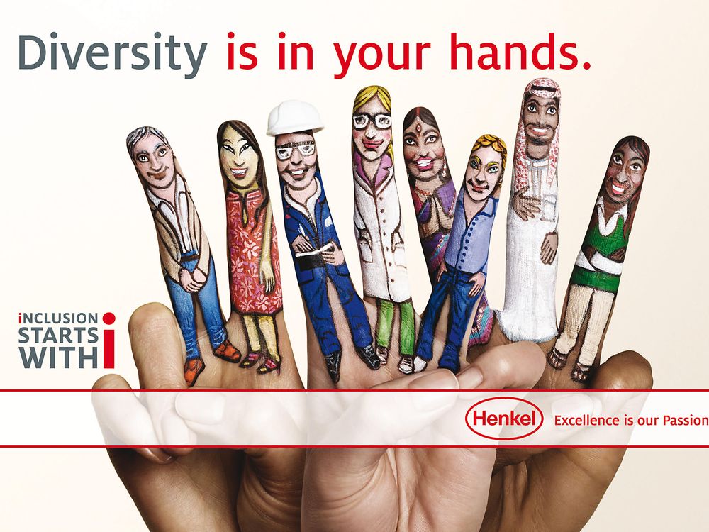 Campaign motif “Diversity is in your hands” – painted fingers