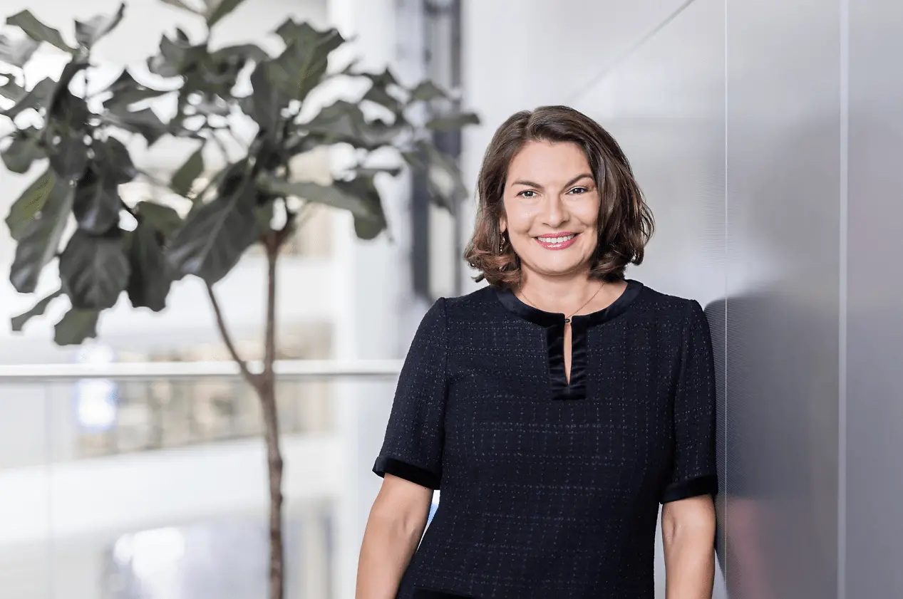 Sylvie Nicol