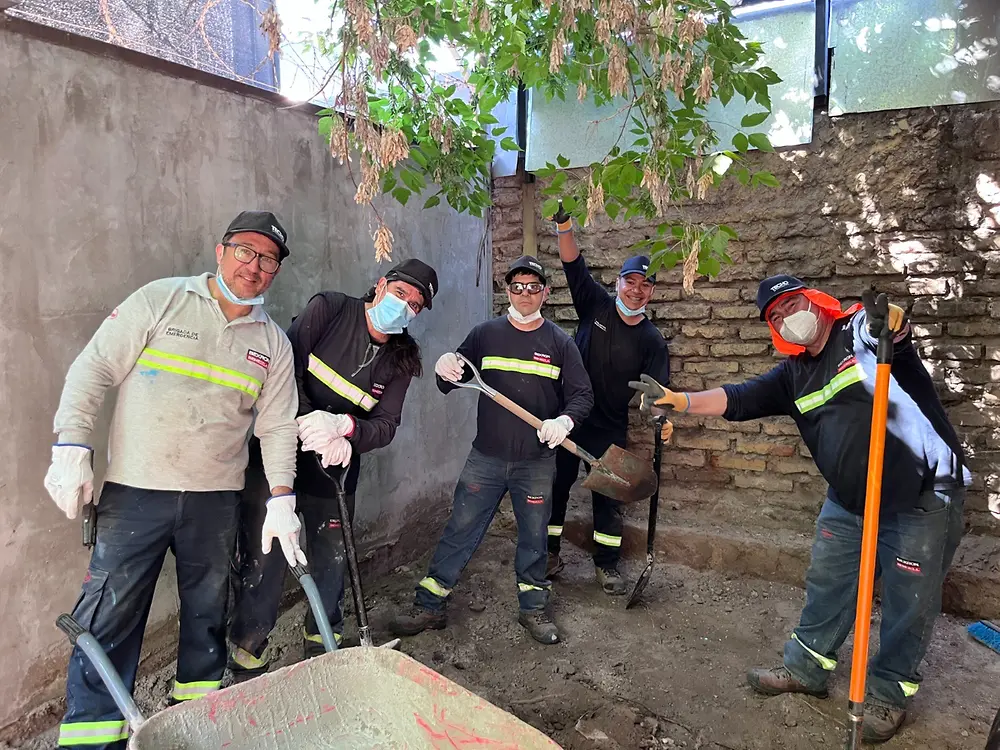 Mejoras en hogares y nuevos espacios de aprendizaje: Henkel impacta en Buin y Quilicura